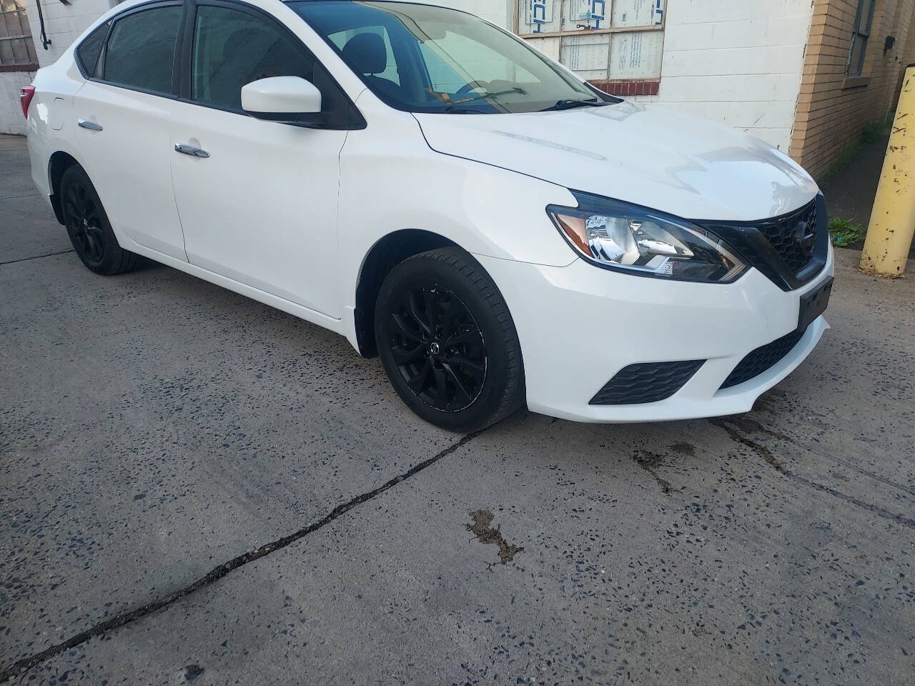 Used 2019 Nissan Sentra SV FWD image 8