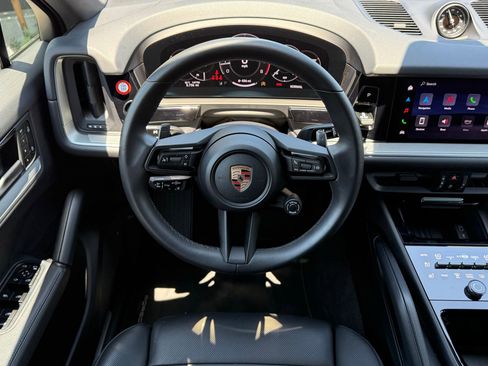 Certified 2026 Porsche Cayenne Coupe AWD/4WD image 14
