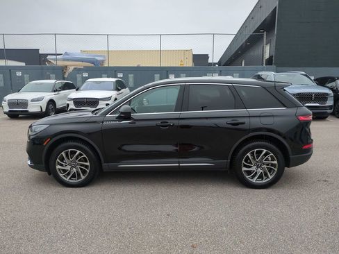 Certified 2021 Lincoln Corsair AWD image 2