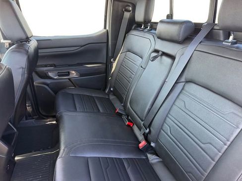 Used 2025 Ford Ranger Lariat w/ FX4 Off-Road Package image 16