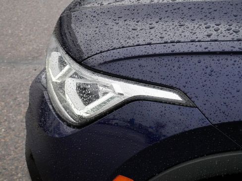 Certified 2023 Volkswagen Tiguan SEL R-Line image 16