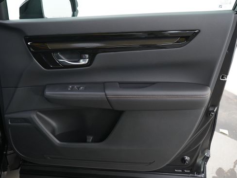 Used 2026 Honda CR-V Sport Touring image 12