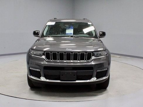 Used 2022 Jeep Grand Cherokee L Limited image 15