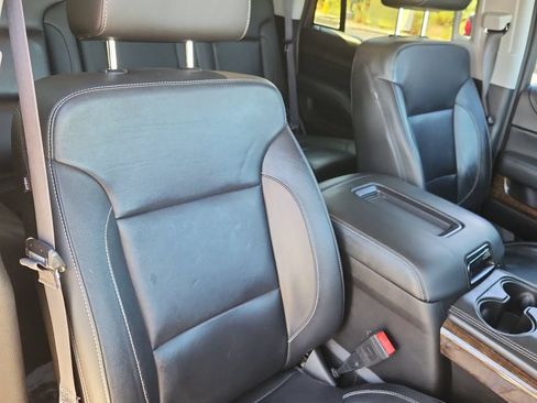 Used 2018 Chevrolet Tahoe LT w/ Luxury Package AWD/4WD image 16