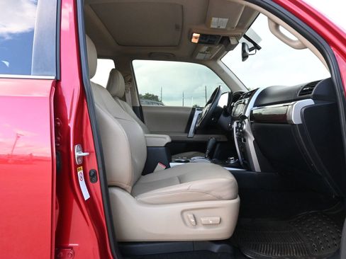 Used 2019 Toyota 4Runner Limited AWD/4WD image 26