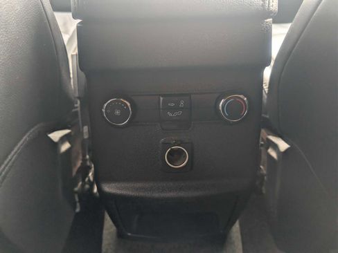 Used 2017 Ford Explorer XLT w/ Equipment Group 202A image 26