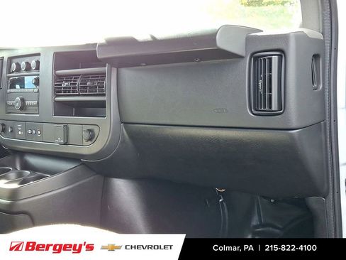 Certified 2025 Chevrolet Express 3500 LS w/ Chrome Appearance Package image 27