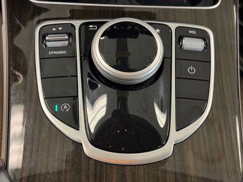 Used 2017 Mercedes-Benz C 300 4MATIC Sedan image 36