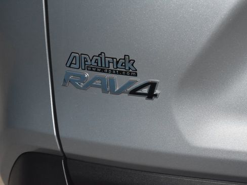 Used 2025 Toyota RAV4 XLE w/ Convenience Package AWD/4WD image 33