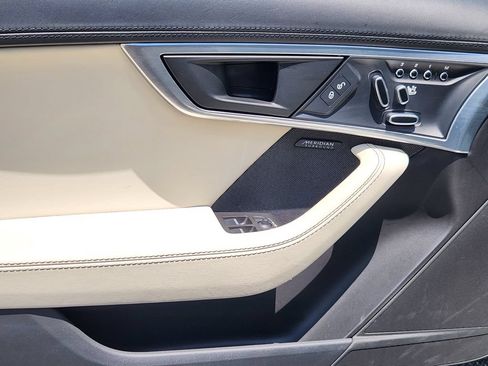 Used 2020 Jaguar F-TYPE Coupe RWD image 14