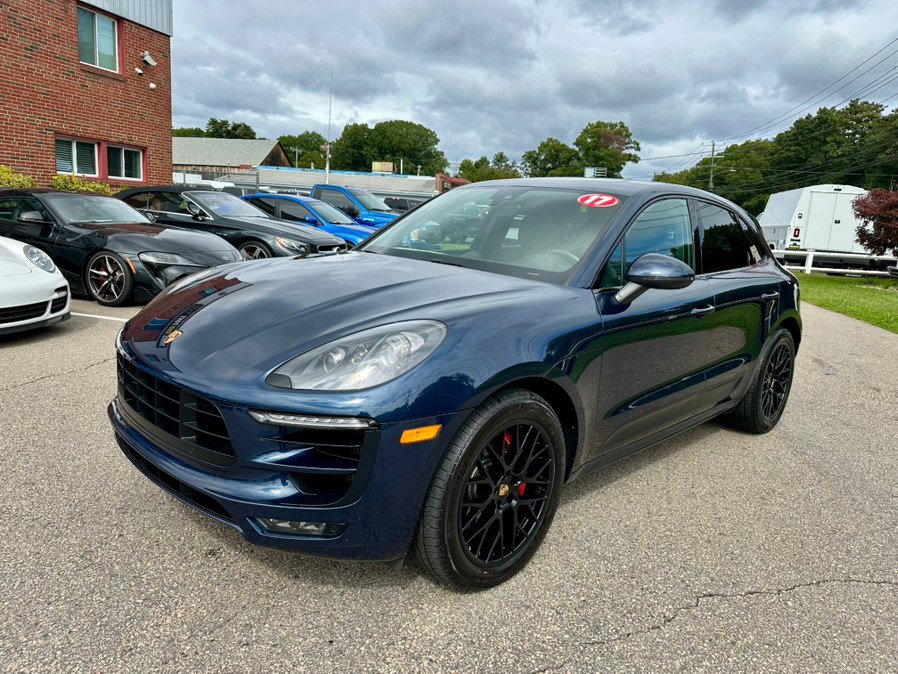 Used 2017 Porsche Macan GTS AWD/4WD image 1