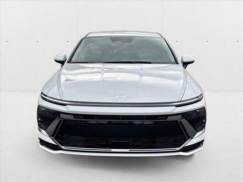 New 2025 Hyundai Sonata SEL image 6