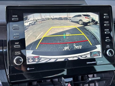 Used 2022 Toyota Camry XSE FWD image 15