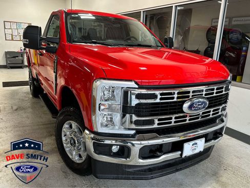 New 2025 Ford F350 XLT image 1