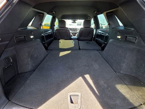 Used 2022 Cadillac XT5 Luxury FWD image 10