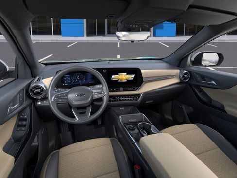 New 2026 Chevrolet Equinox ACTIV w/ Safety and Technology Package image 16