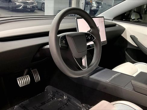 Used 2024 Tesla Model 3 Performance AWD/4WD image 17