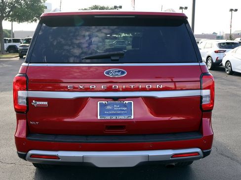 Certified 2022 Ford Expedition XLT RWD image 15