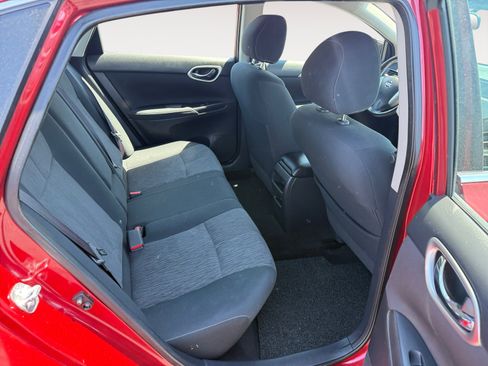 Used 2015 Nissan Sentra SV FWD image 18