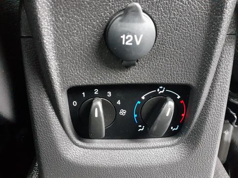 Used 2016 Ford Transit Connect XL image 19