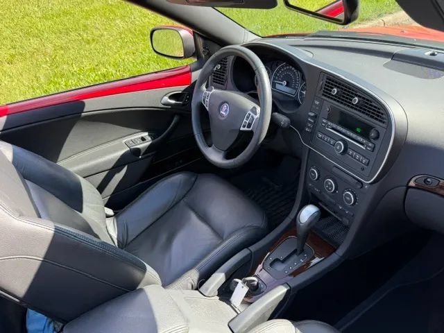 Used 2011 Saab 9-3 Aero FWD image 19