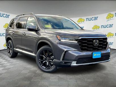 New 2025 Honda Pilot Touring