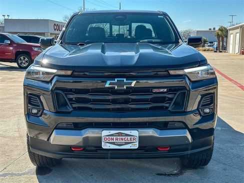 Used 2023 Chevrolet Colorado Z71 w/ Z71 Convenience Package 2 image 8