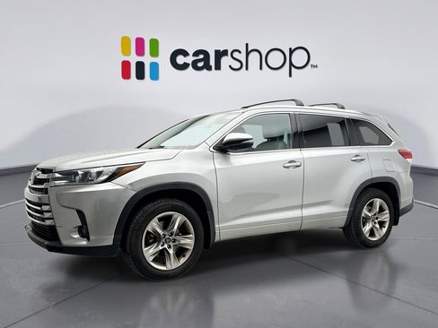 Used 2018 Toyota Highlander Limited image 1