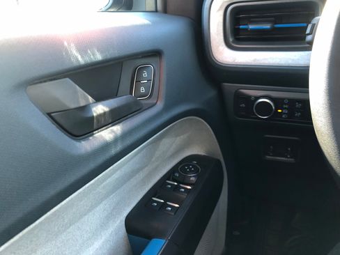 New 2025 Ford Maverick XLT w/ XLT Luxury Package image 18