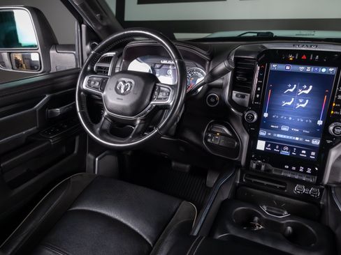 Used 2023 RAM 2500 Laramie AWD/4WD image 7