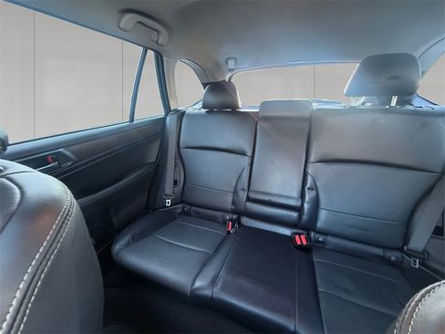 Used 2017 Subaru Outback 2.5i Limited image 16