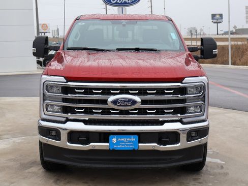 New 2025 Ford F250 Lariat w/ Lariat Ultimate Package image 8