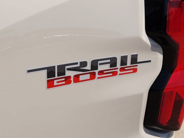 New 2026 Chevrolet Colorado Trail Boss AWD/4WD image 9