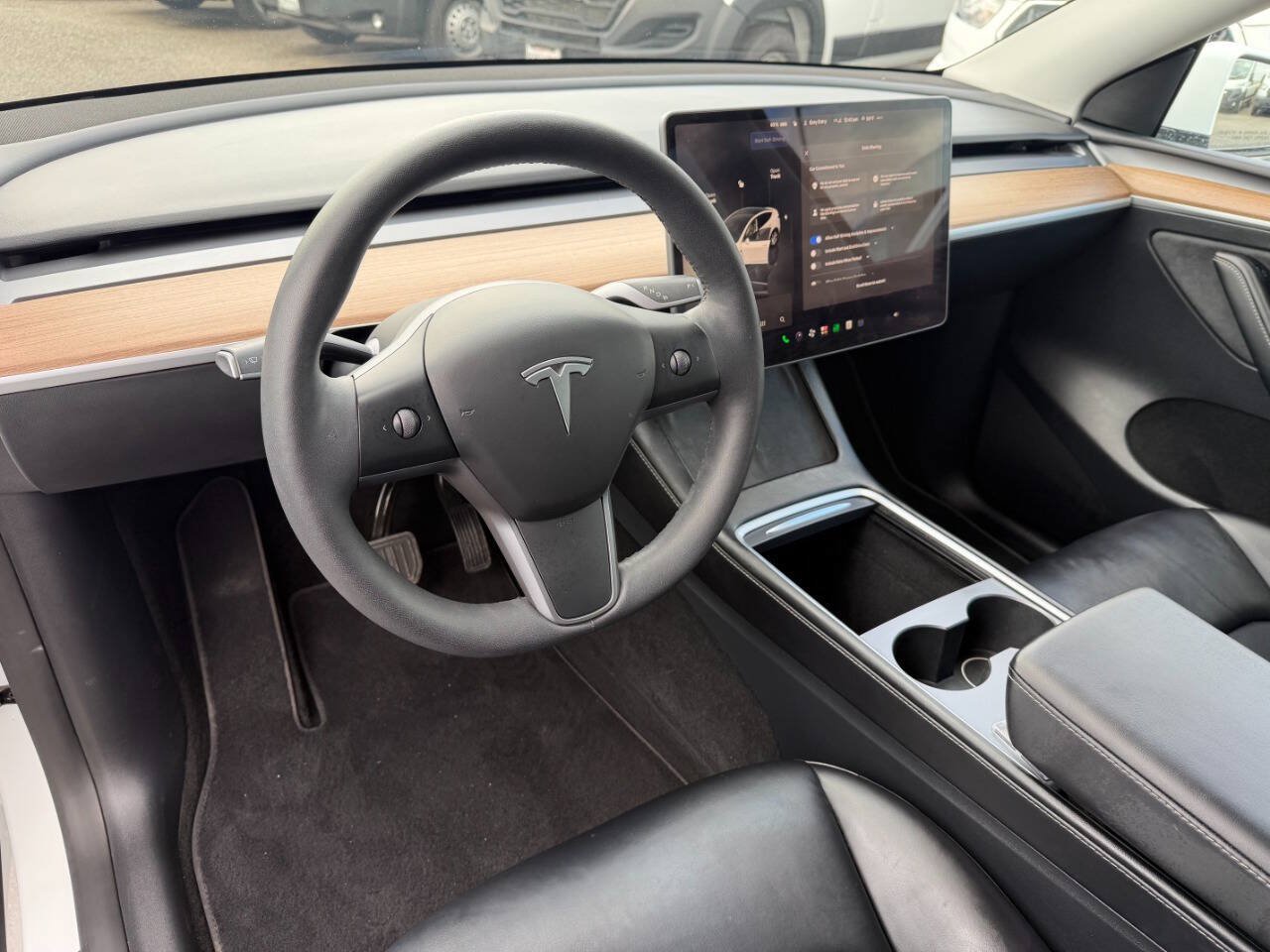 Used 2023 Tesla Model Y Long Range AWD/4WD image 11