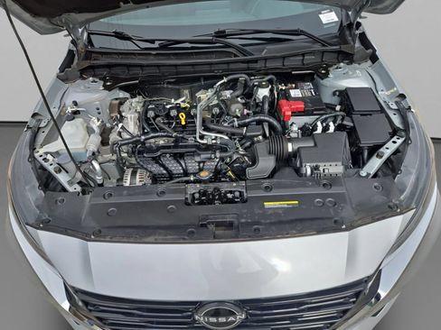 Used 2024 Nissan Altima 2.5 SV FWD image 36