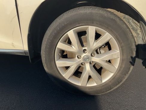 Used 2012 Nissan Murano SL w/ Navigation Pkg image 12