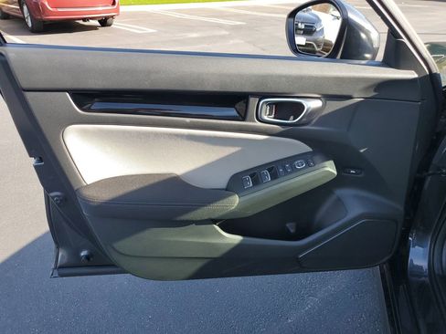 Certified 2024 Honda Civic EX image 18