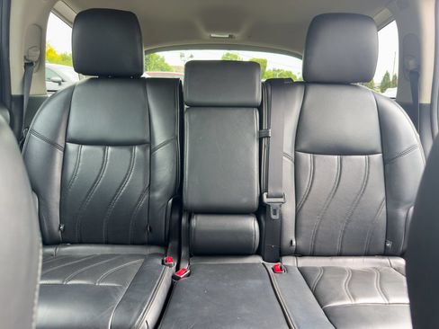 Used 2015 INFINITI QX60 Luxe w/ Premium Package AWD/4WD image 32