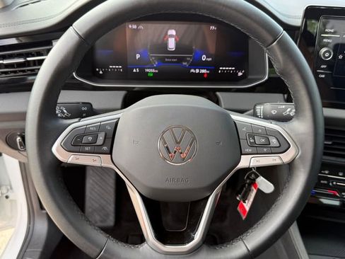 Used 2025 Volkswagen Jetta S FWD image 13