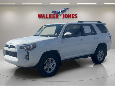 Used 2023 Toyota 4Runner SR5 Premium image 7