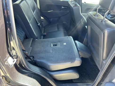 Used 2012 Jeep Liberty Sport AWD/4WD image 30