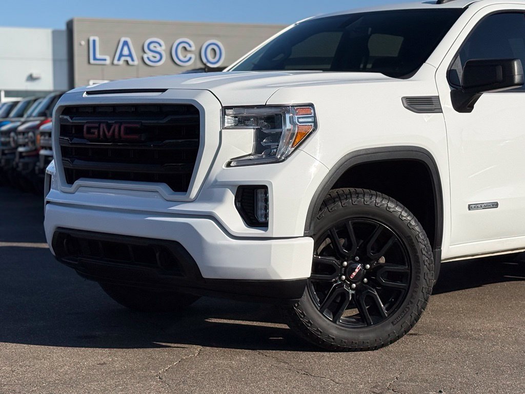 Used 2022 GMC Sierra 1500 Elevation AWD/4WD image 2