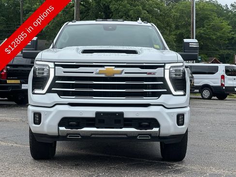 Used 2024 Chevrolet Silverado 2500 LTZ w/ LTZ Plus Package AWD/4WD image 6