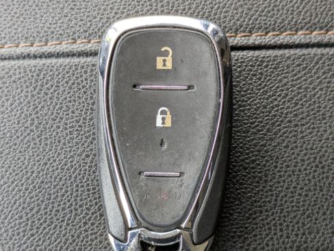 Used 2018 Chevrolet Traverse LS image 31