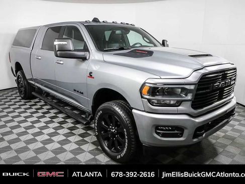 Used 2024 RAM 3500 Laramie w/ Night Edition image 27