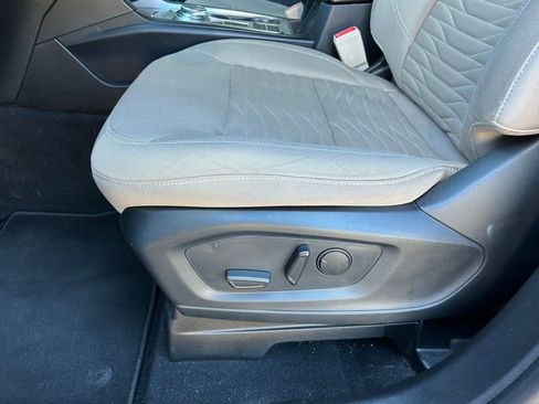 Used 2020 Ford Explorer XLT image 10