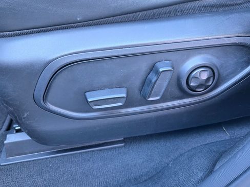 Used 2022 Jeep Grand Cherokee Limited image 22