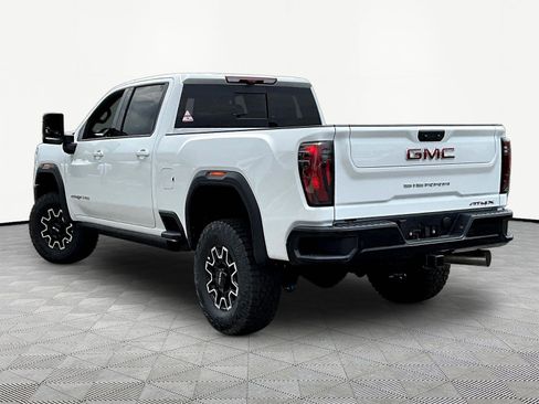 New 2026 GMC Sierra 2500 AT4X w/ LPO, Black Badging Package AWD/4WD image 4