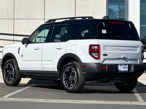 New 2025 Ford Bronco Sport Outer Banks w/ Outer Banks Tech Package+ image 5