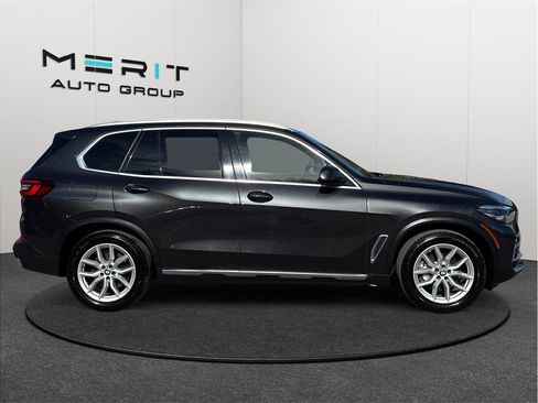Used 2021 BMW X5 xDrive40i w/ Premium Package image 10